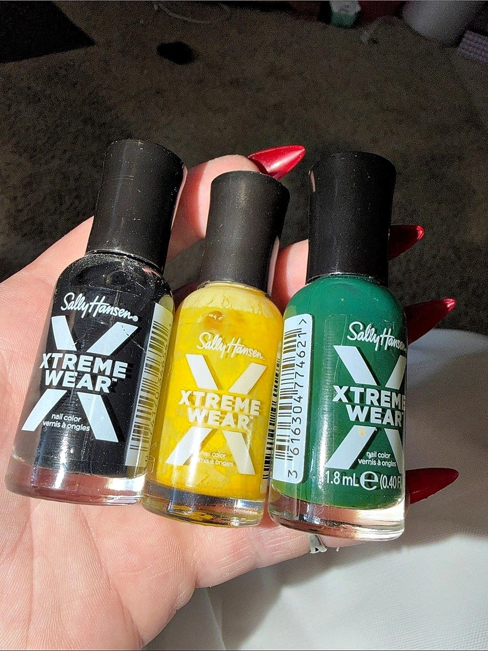 Sally Hansen Xtreme Wear Nail Polish Set Black & Yellow NWT